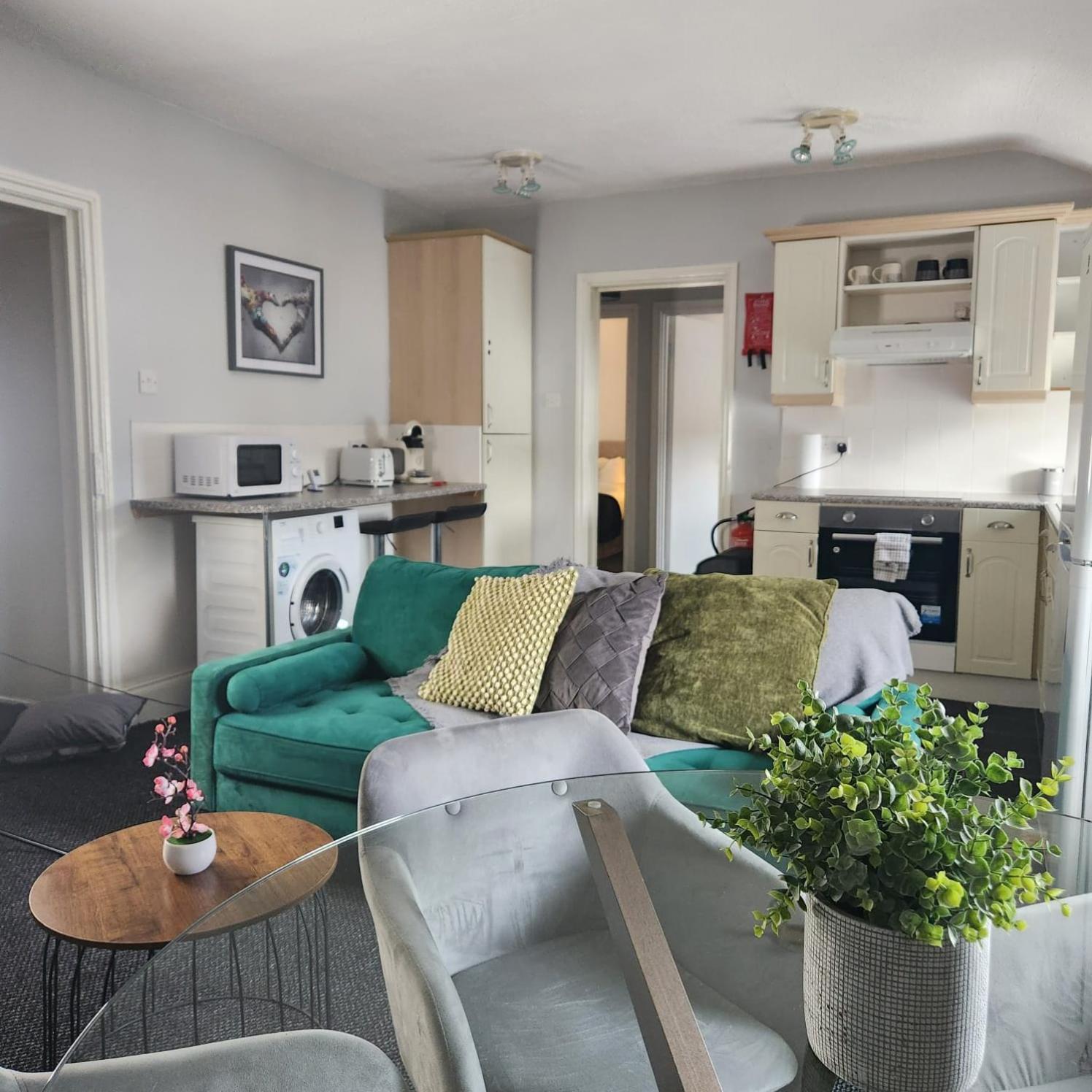 Cottage Style 2 Bedroom Apt In City, Near Utilita Arena & Free Parking Birmingham Exteriér fotografie