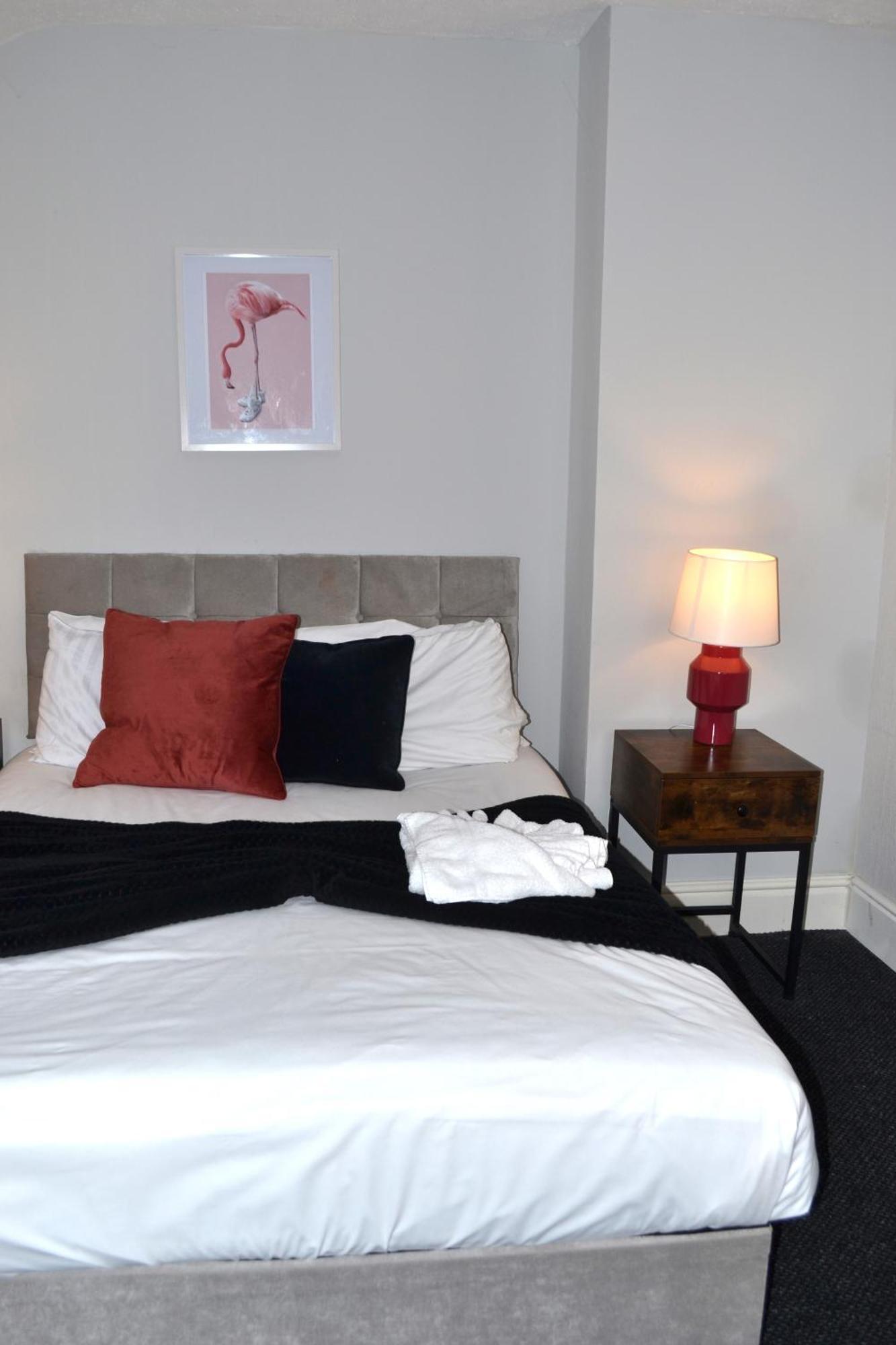 Cottage Style 2 Bedroom Apt In City, Near Utilita Arena & Free Parking Birmingham Exteriér fotografie